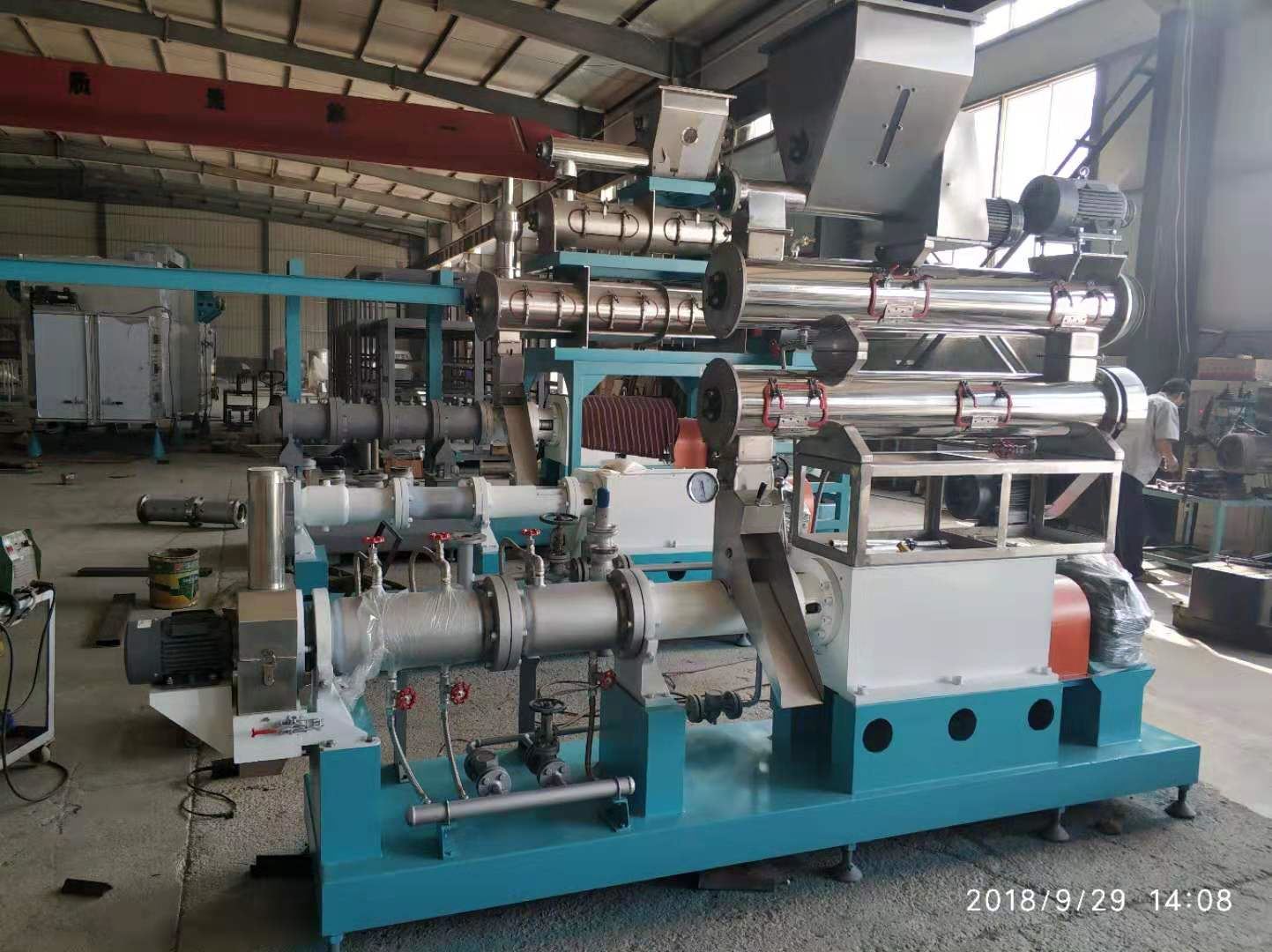 Key points of processing technology and quality control of aquatic fish food ...